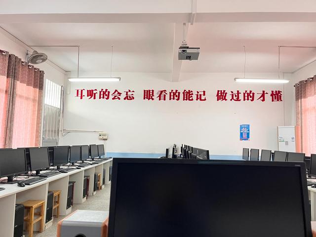 职业学校计算机老师实习日志